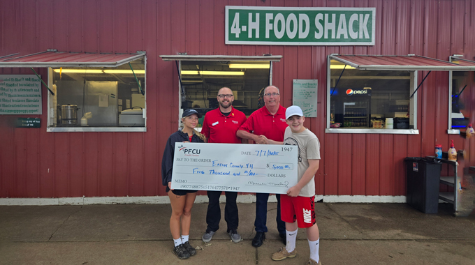 PFCU Donates to Eaton County 4-H